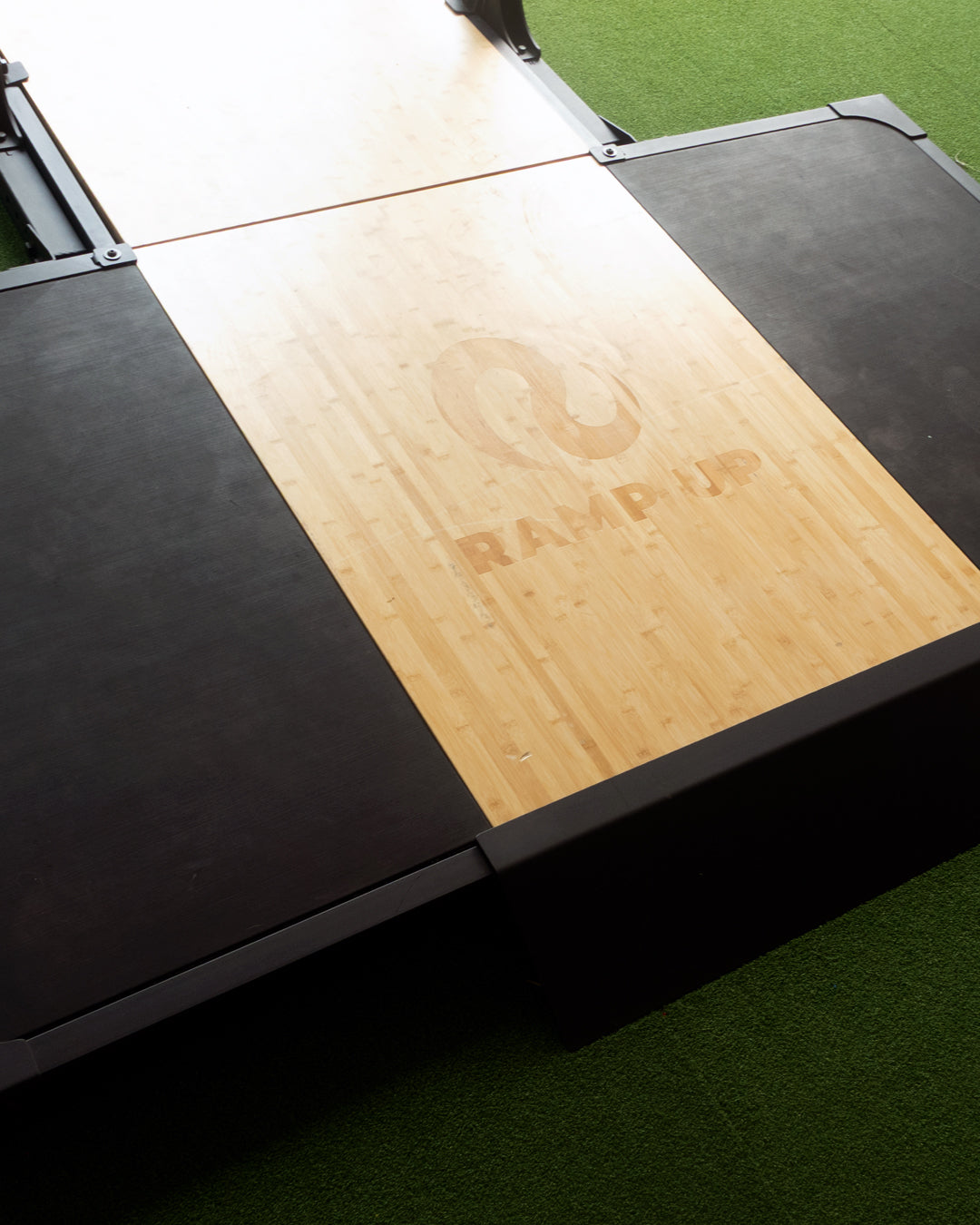 RAMP UP Half Rack BRS7002 (Including Heavy SVA Duty Platform with Insert)