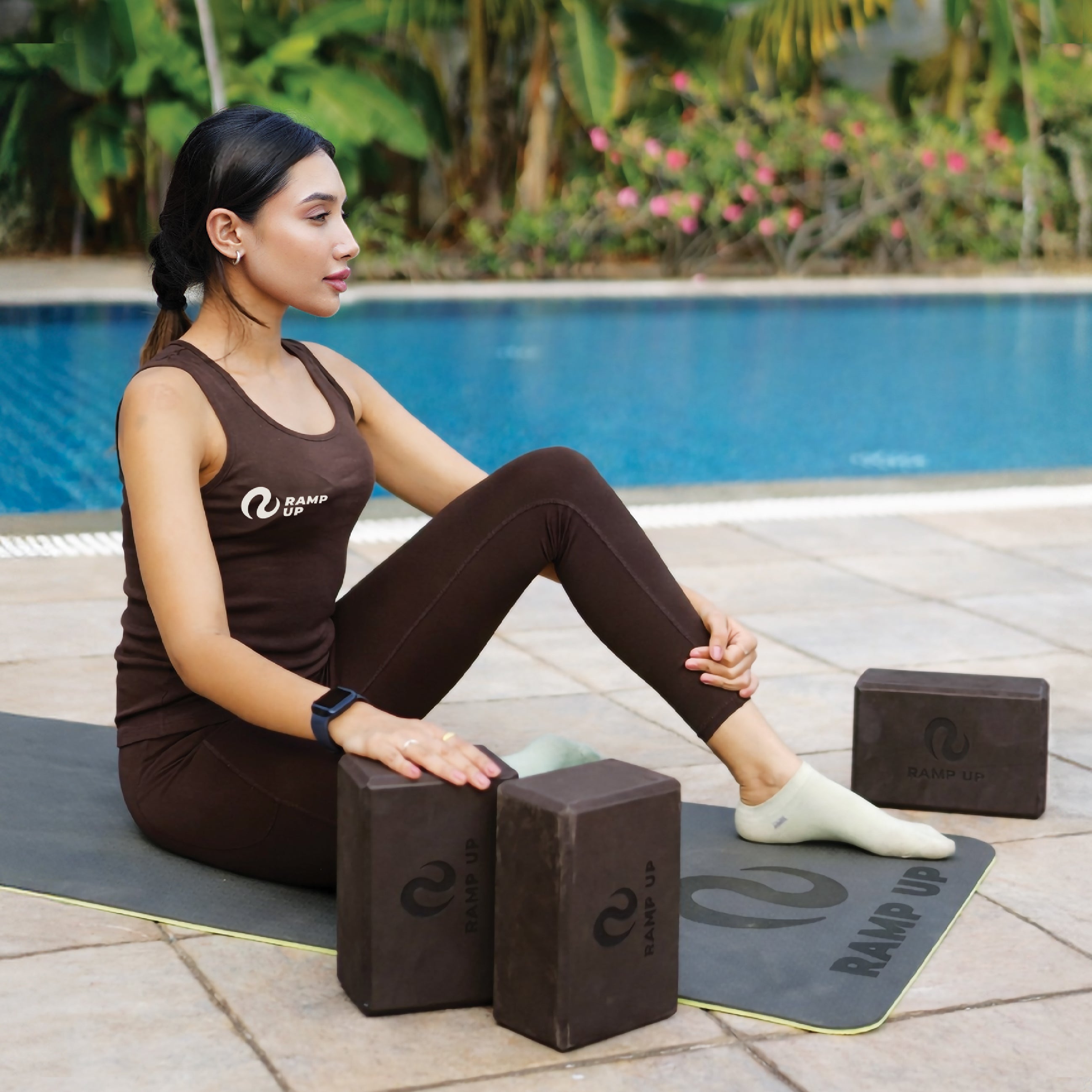 Websie_images_yoga_bricks_2.jpg